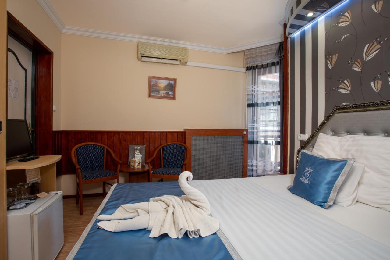 Illes Hotel Szeged Exteriör bild