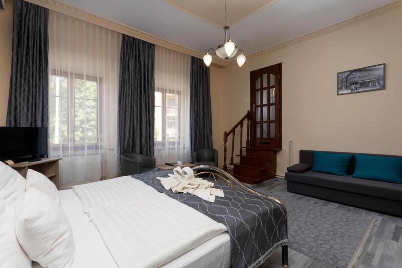 Illes Hotel Szeged Exteriör bild